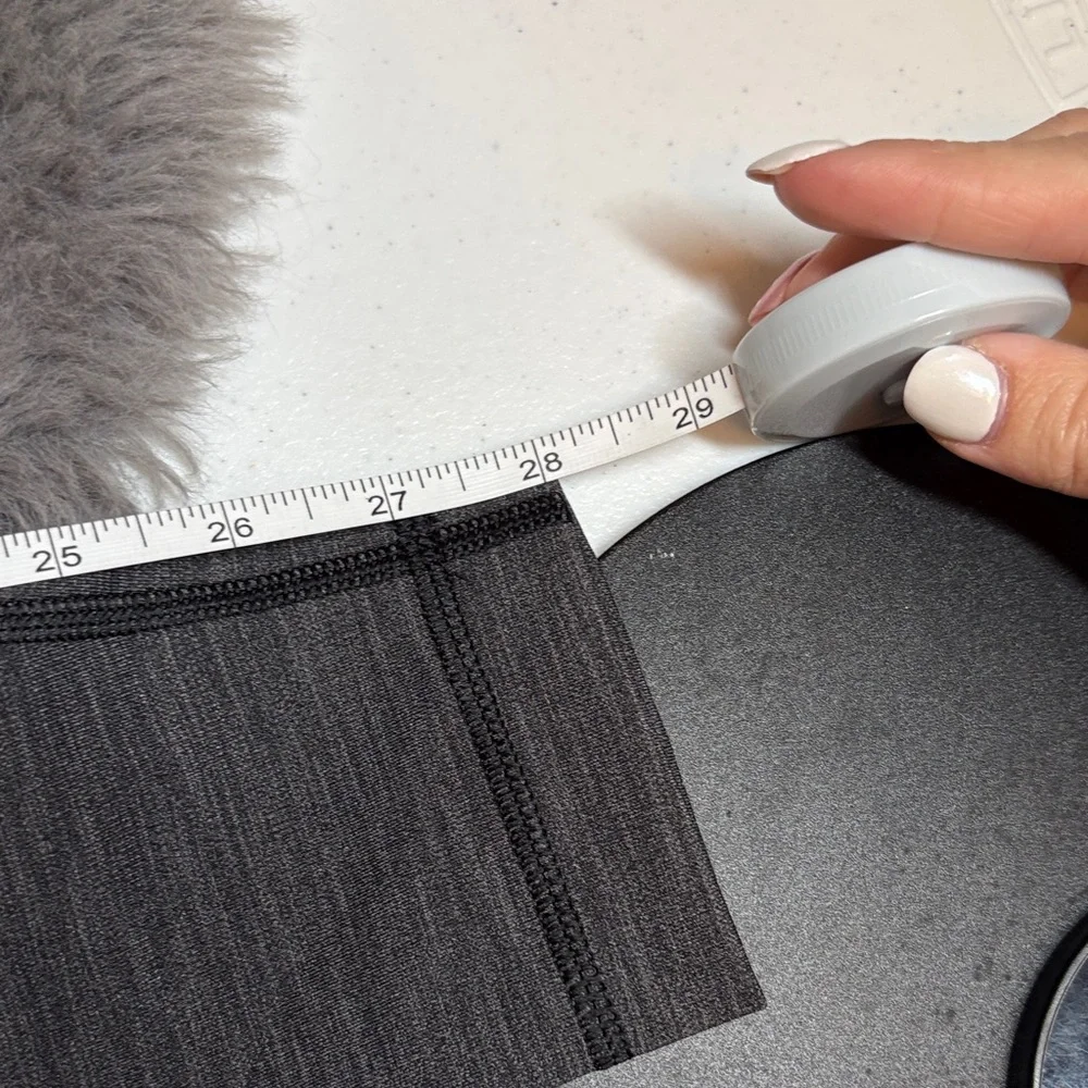 lululemon athletica Women's High-Rise Gray Leggings - Picture 5 of 6